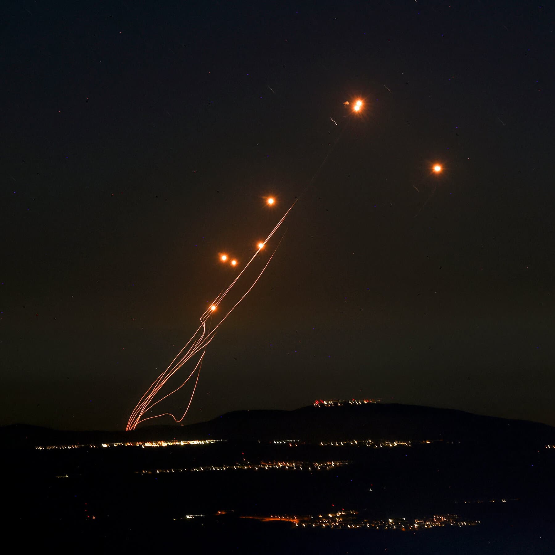 Israel Strikes Hezbollah Stronghold in Attempt to Kill Leader