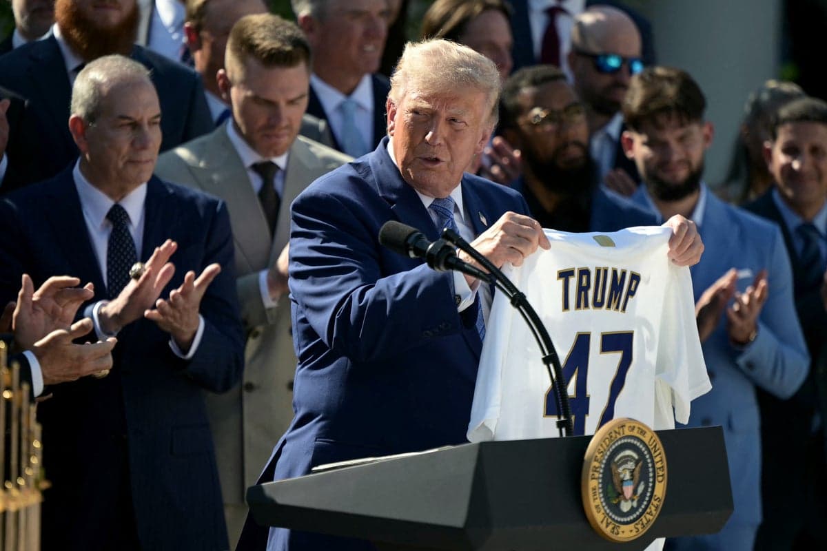 Trump hails Dodgers as ‘one of the great brands’ during White House visit