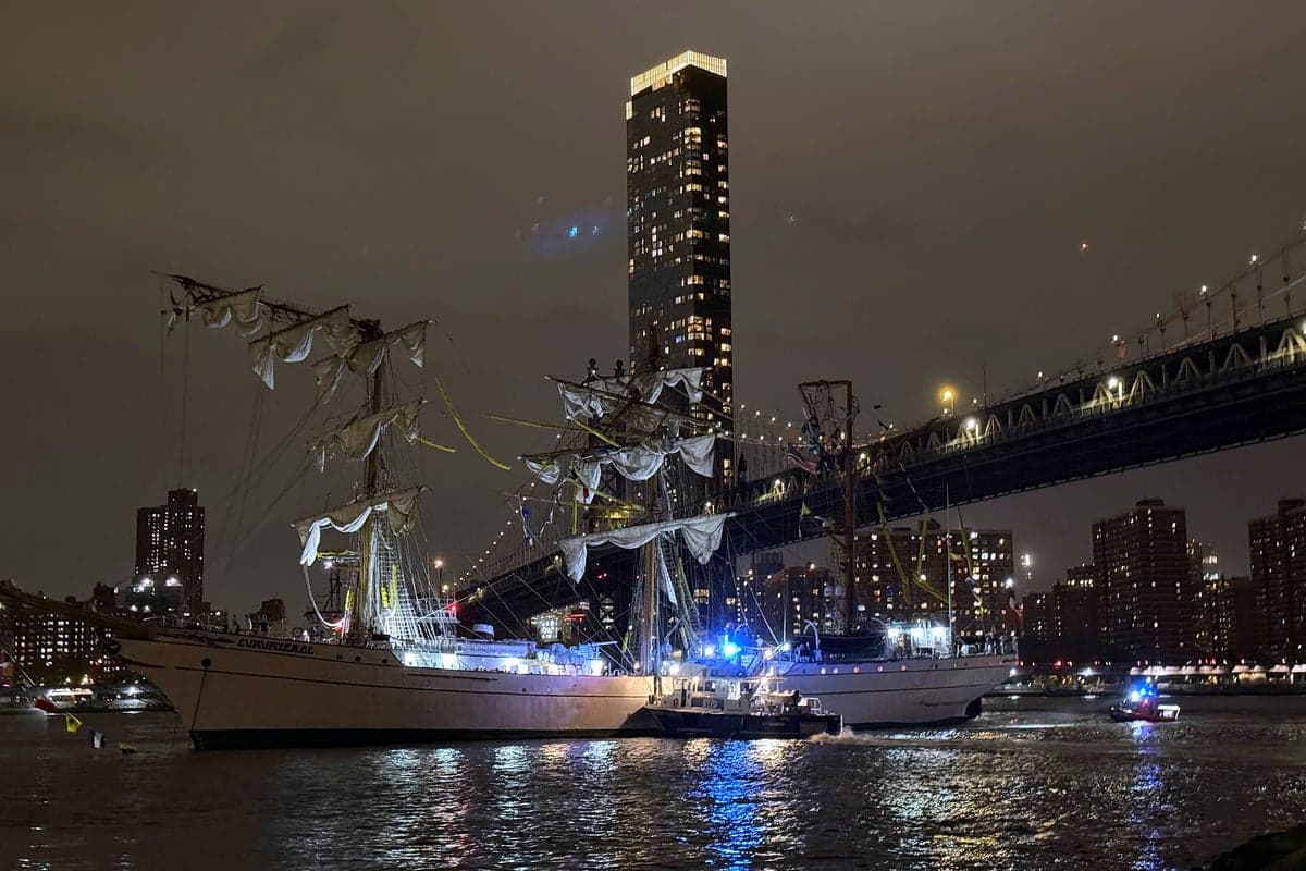 Brooklyn Bridge ship crash live: Two dead and 19 injured after Mexican navy vessel hits New York City landmark