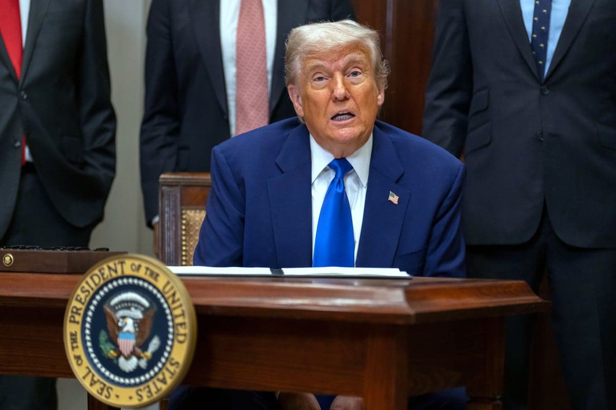 Trump live: Trump set to arrive in Saudi Arabia in major Middle East trip after hailing China relations ‘reset’