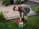 My neighbour uses a hosepipe in his watering can, does this breach the ban?