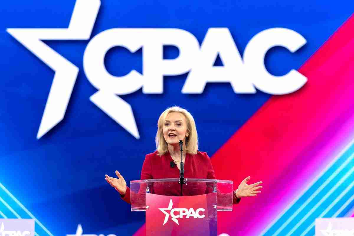 Liz Truss attacks Biden and fake Conservatives as she rants to half-empty crowd at US right-wing conference