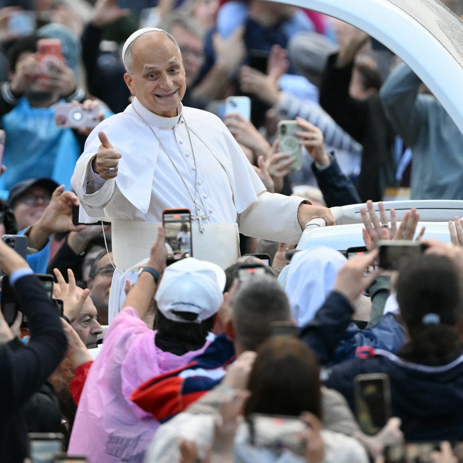 Pope Needs No Further Treatment for Lung Cancer, Doctors Say