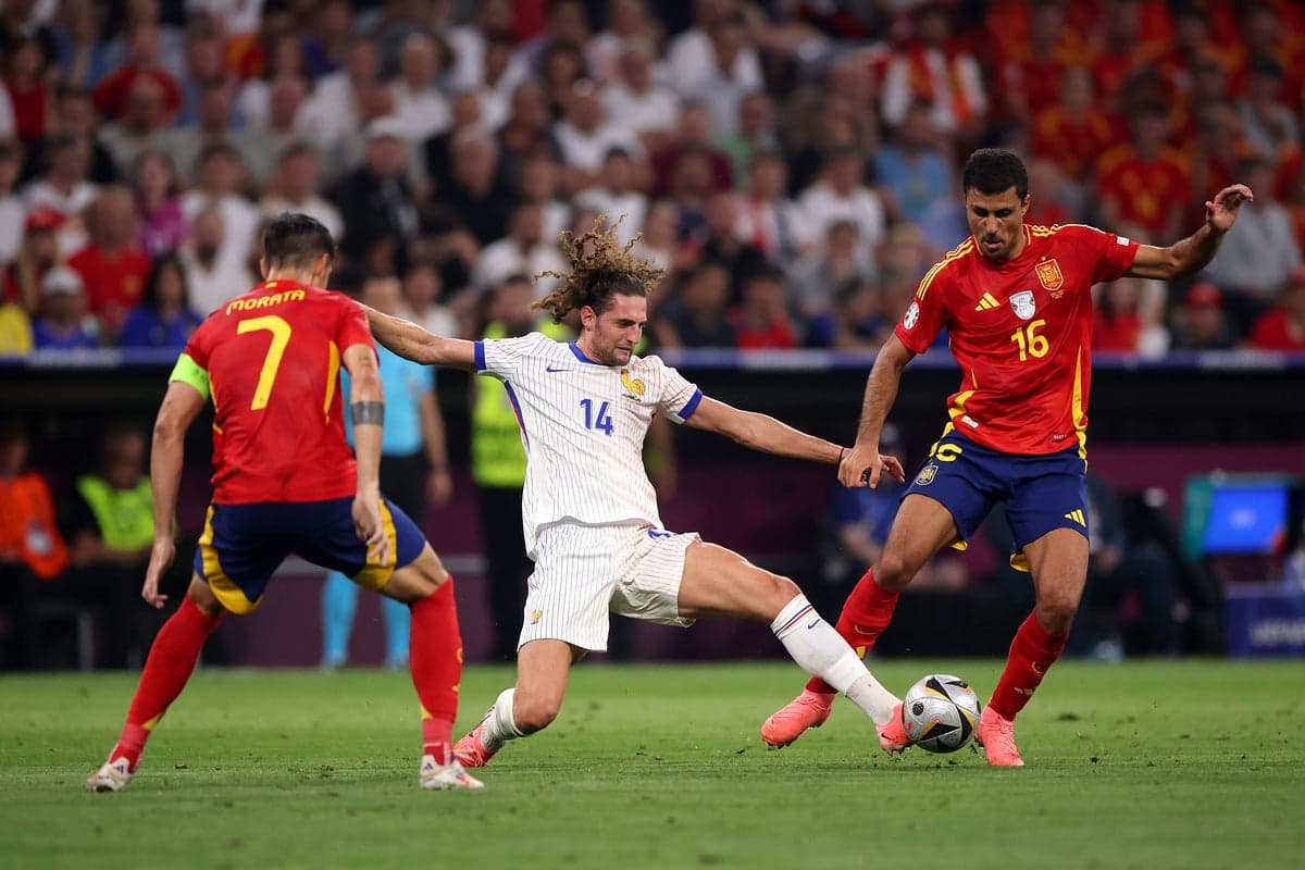 How France and Spain’s World Cup clash of contrasts could decide football’s tactical future