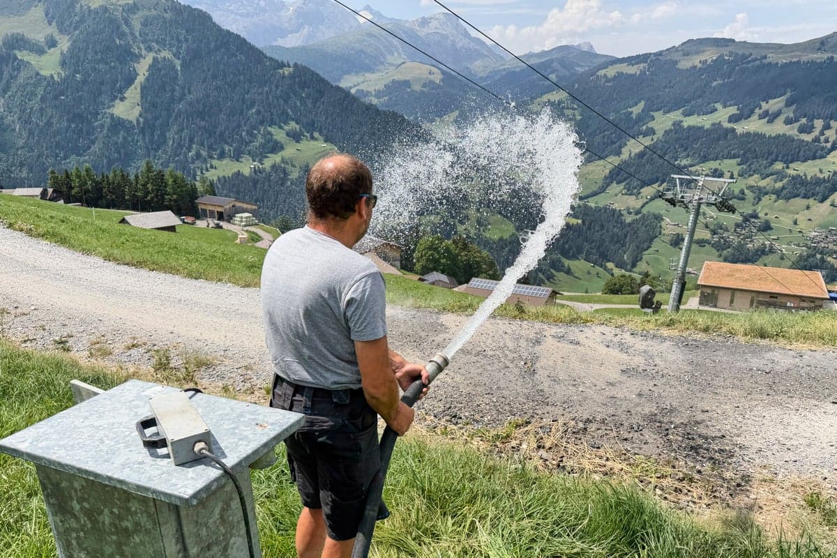 Ski resorts forced to use snow cannons to fight wildfires  