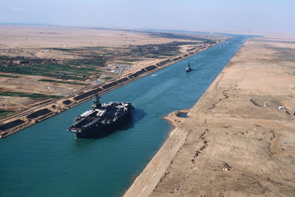 Egypt's Railway Plan to Bypass Suez Canal Crises