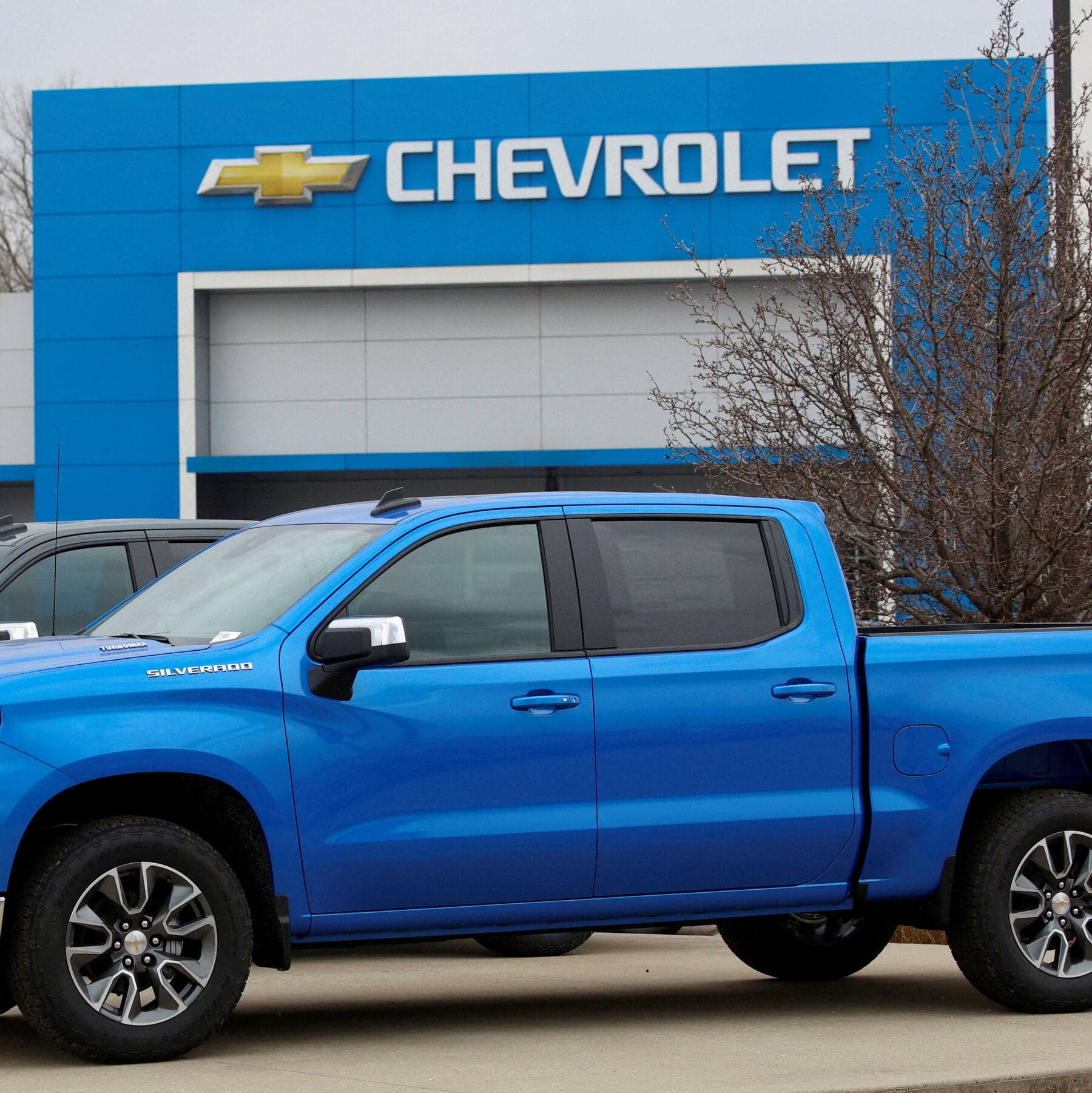 As Gas Prices Rose, Sales of Larger Vehicles Slid