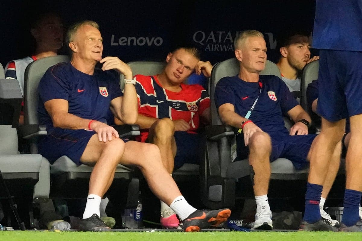 Is Erling Haaland injured? Norway star bizarrely replaced vs England in World Cup quarter-final