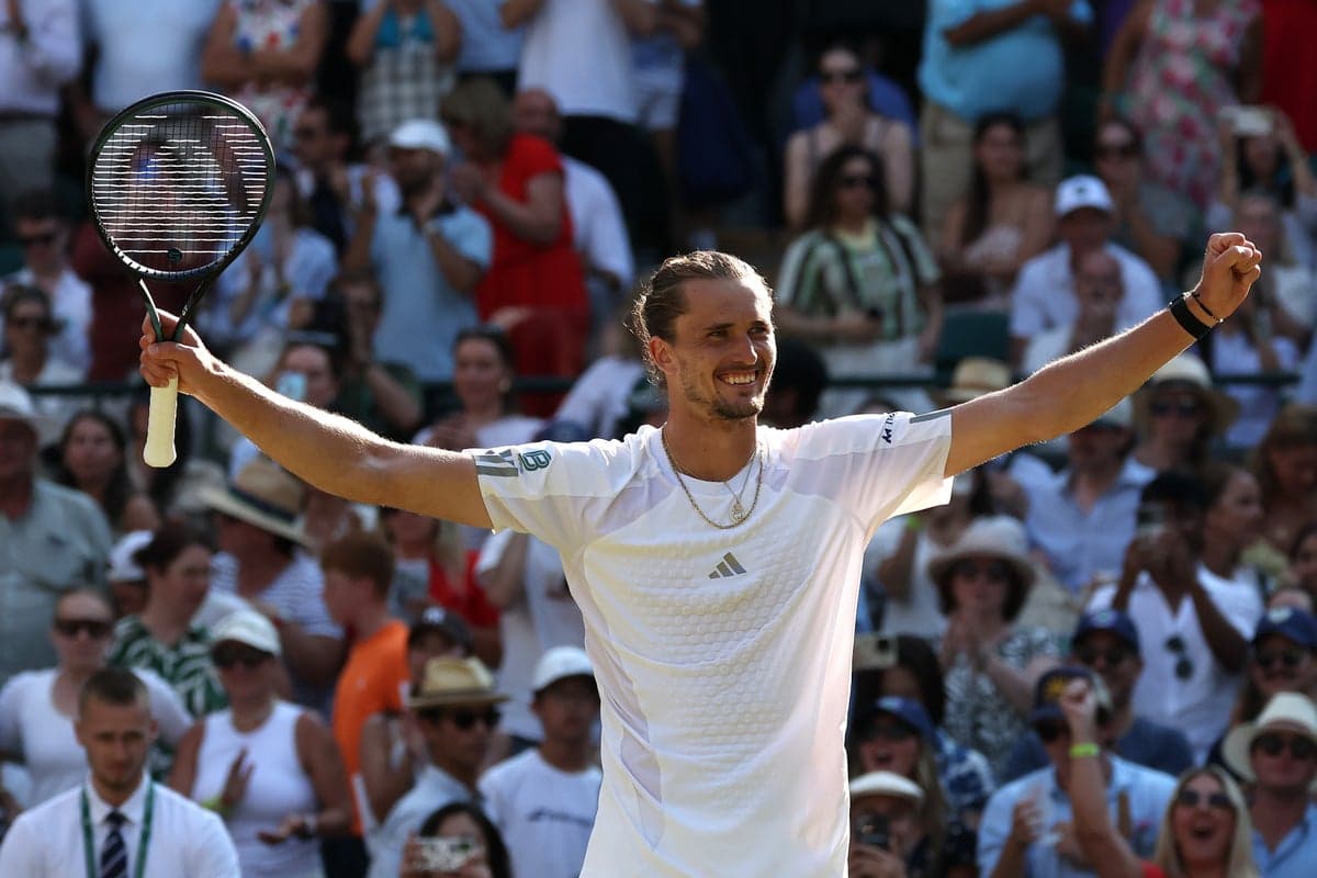 Alexander Zverev expects to battle Wimbledon crowd and Arthur Fery in semi-finals