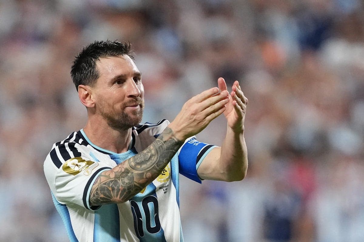 Algeria lodge complaint over refereeing in World Cup loss to Argentina after Lionel Messi escaped red card