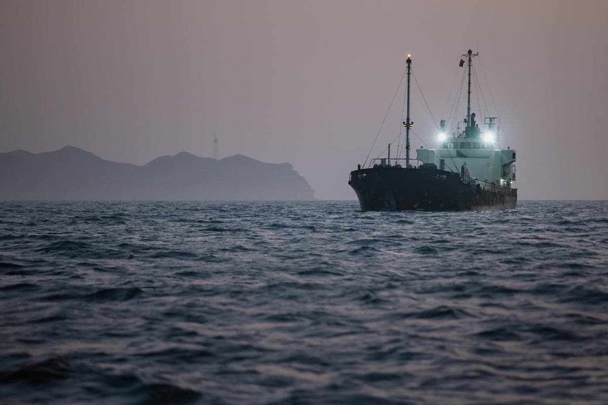 Oil prices fall to early March levels as US-Iran peace talks progress 