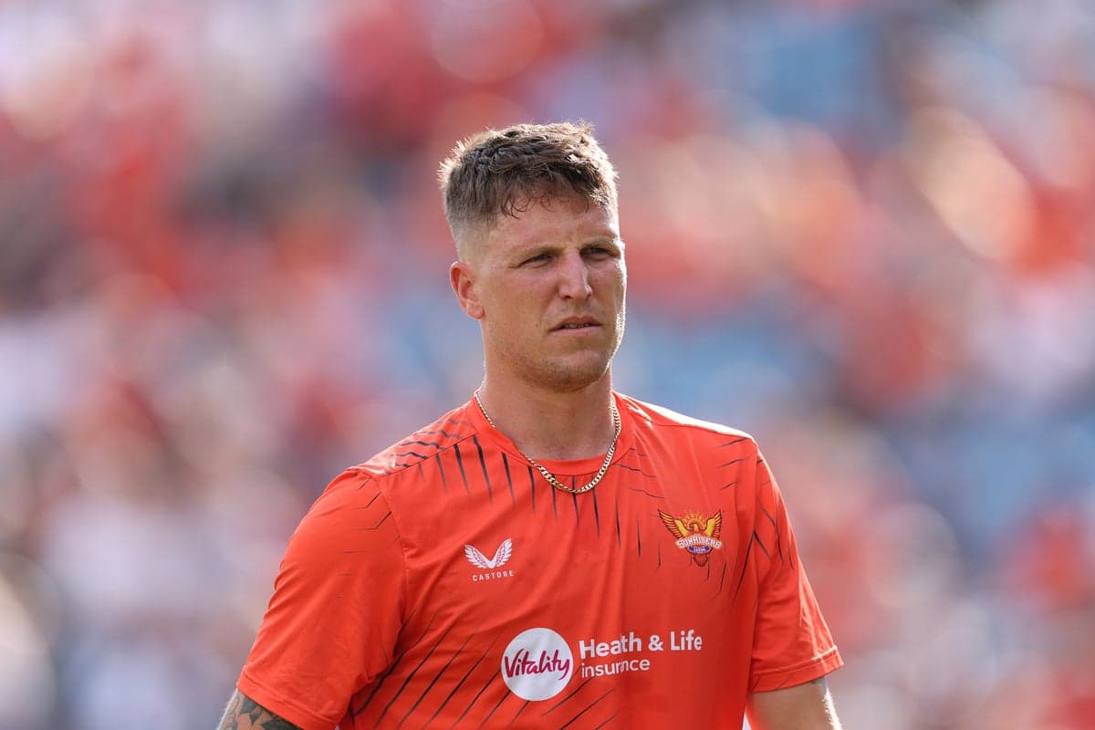 England cricketer Brydon Carse under investigation over nightclub incident 