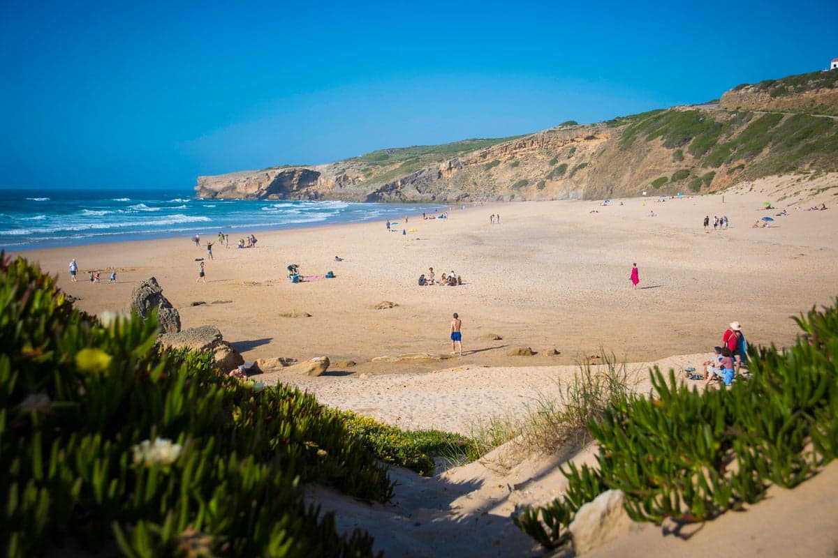 Earthquake of magnitude 4.1 strikes tourist region of Portugal