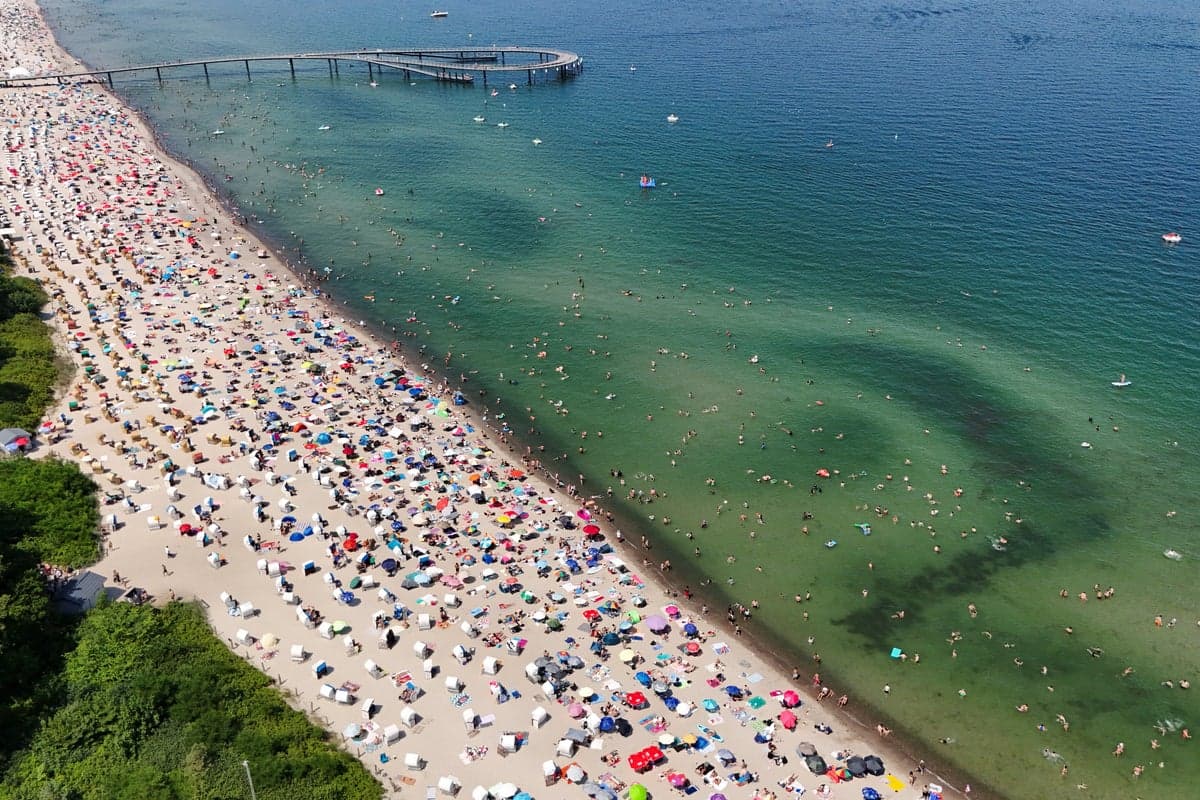 German highways buckle under extreme temperatures with heatwave on the move 