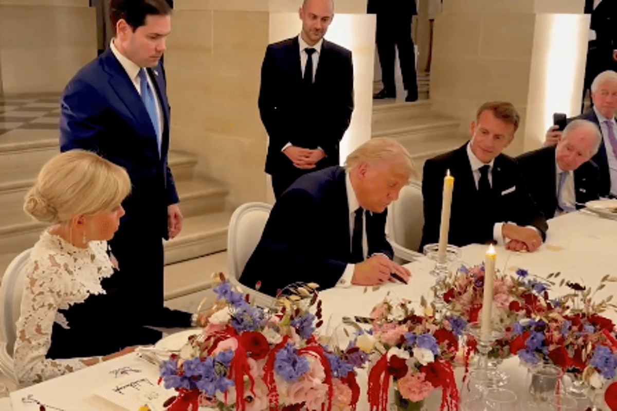 Trump wanted to see ‘real deal’ gold at Versailles. He signed the Iran deal inside the palace