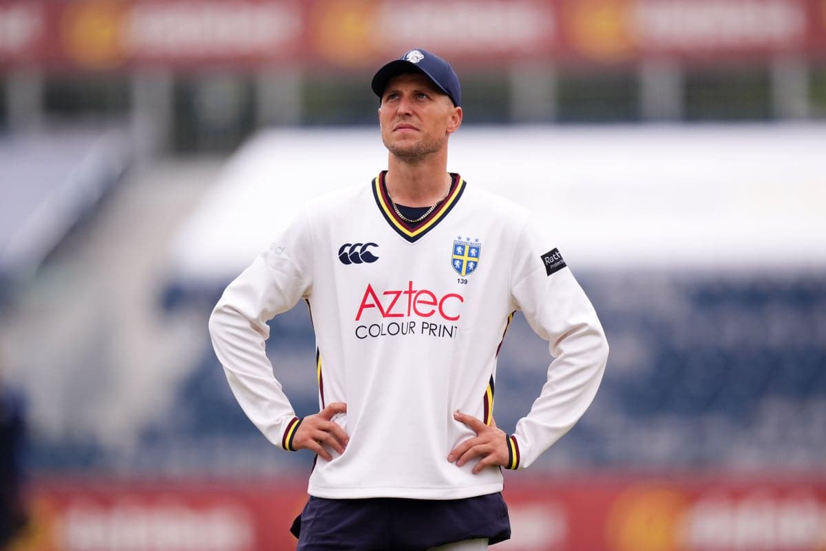 England leave Brydon Carse out of their squad for third Test against Pakistan