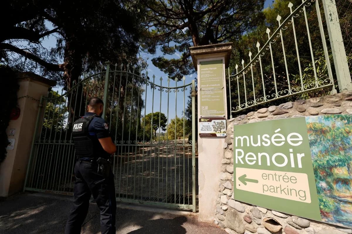 France Recovers Two Stolen Renoir Paintings: Six Arrested