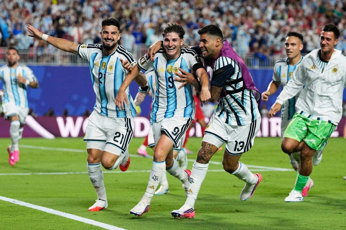 Arsenal pushing to seal quick transfer for Argentina’s World Cup hero
