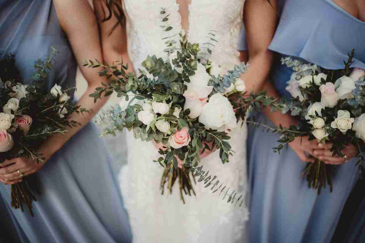 Bridesmaid tells best friend on radio she’s skipping part of her wedding to go to a Taylor Swift concert