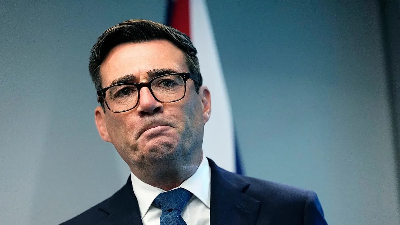 UK's Burnham Reopens Brexit Debate: 'Rejoining the EU is Possible'