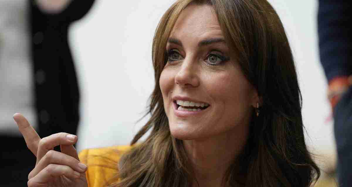Royal news – live: Kate Middleton ‘turns corner’ in cancer treatment as Harry message defending Meghan removed