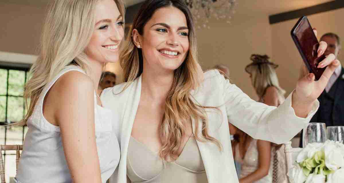How to save money on your wedding guest outfit