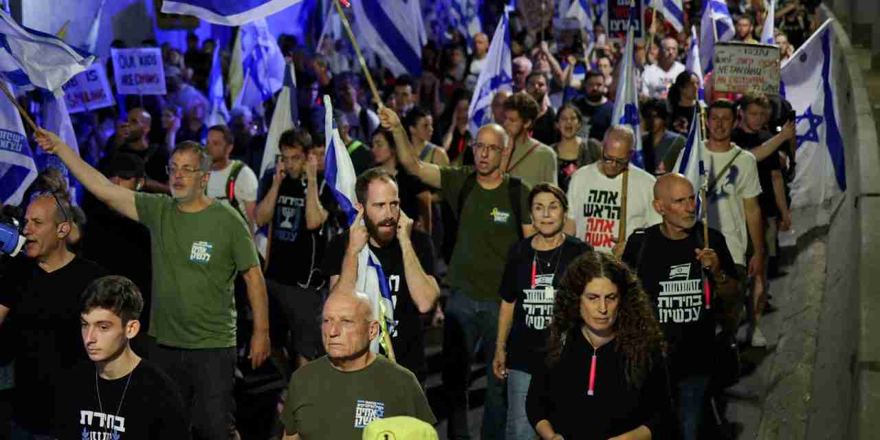 Middle East Crisis: Israeli Daytime Pause in Combat Appears to Take Hold in Gaza