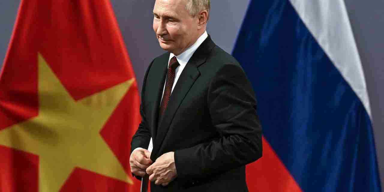 Putin Came to Asia to Disrupt, and He Succeeded