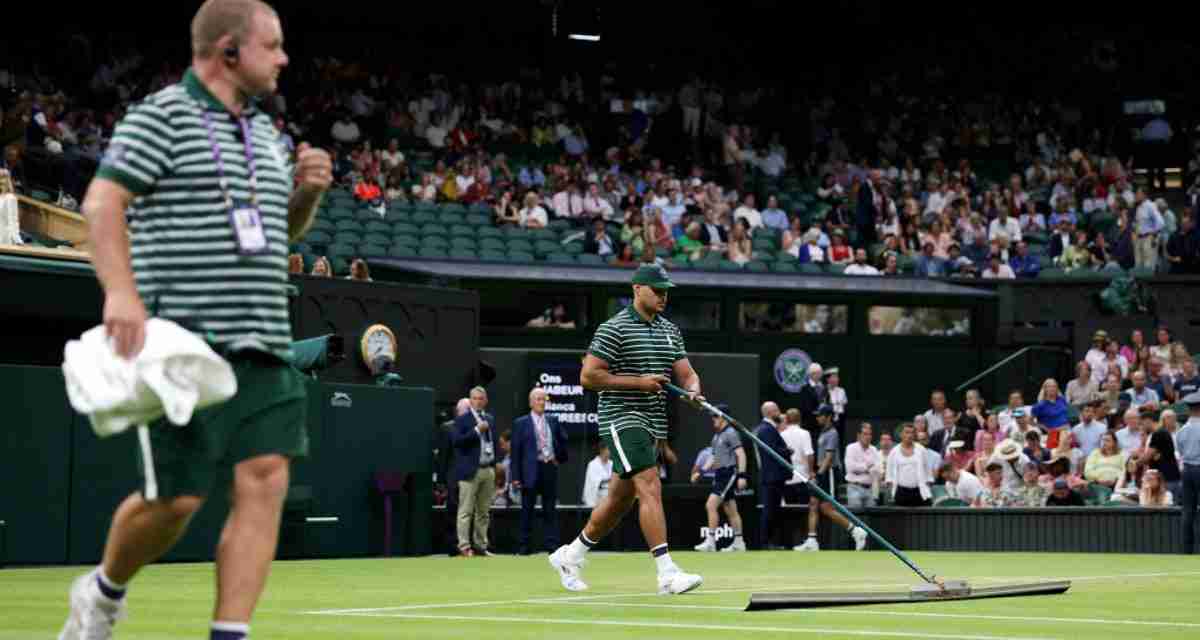 What time is the Wimbledon curfew?