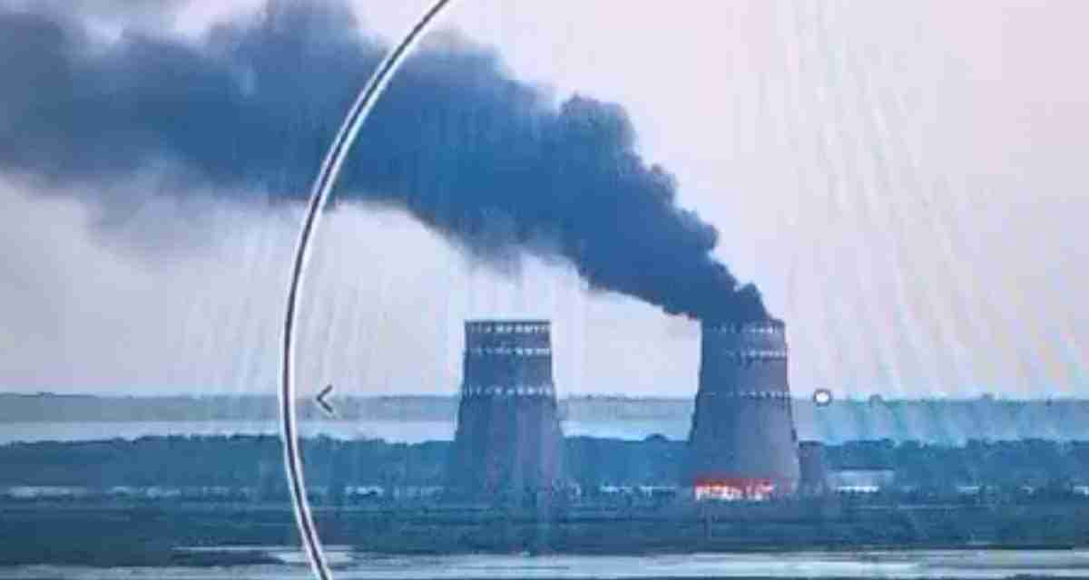 Ukraine-Russia war latest: Fire at Zaporizhzhia nuclear plant as Ukrainian troops advance 30km into Russia