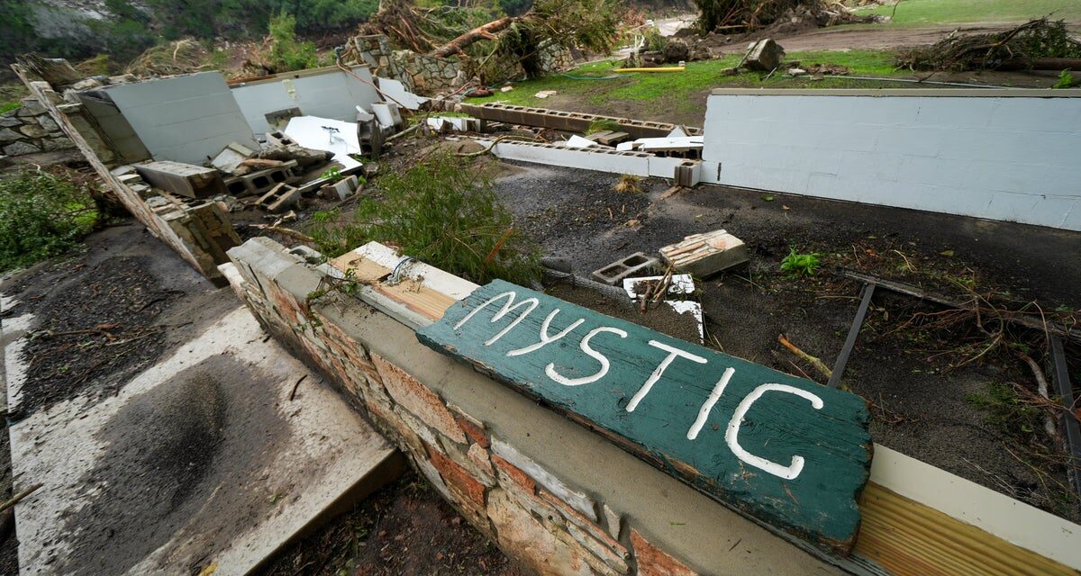 Camp Mystic reportedly waited an hour to evacuate after warnings of ‘life-threatening’ Texas floods