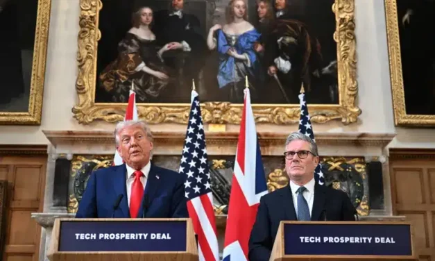 UK Distances Itself from US Plan to Blockade Iranian Ports