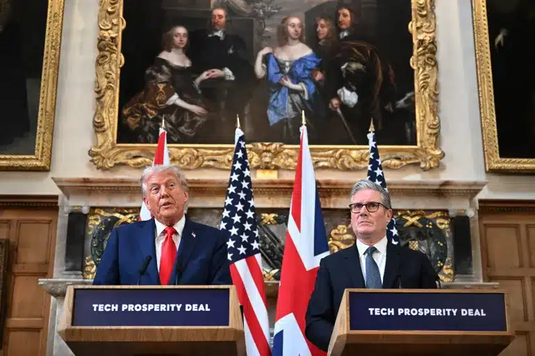 UK Distances Itself from US Plan to Blockade Iranian Ports