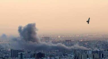 Iran Fires New Wave of Missiles at Israel as U.S. Senate Blocks Move to Halt Air Campaign