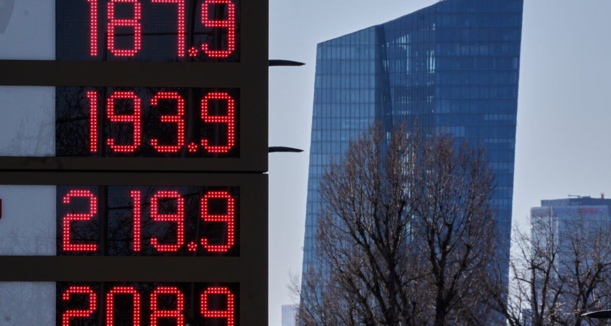 Oil crosses $100 mark amid Iran war as violence erupts at petrol pumps in South Asia