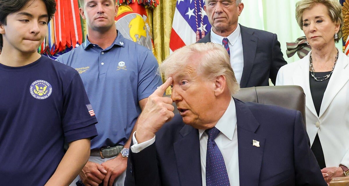 Trump describes Iran war horrors in Oval Office full of kids: ‘Right between the eyes’